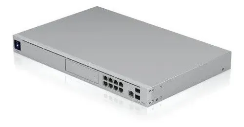 Roteador Ubiquiti Udm-pro-br Unifi Nvr Dream Gateway 8 Portas com 2 WAN RJ45 e…