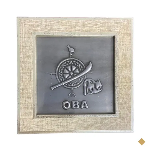 Quadro Obá Orixá Madeira Carvalho e Metal 13 X13 Cm