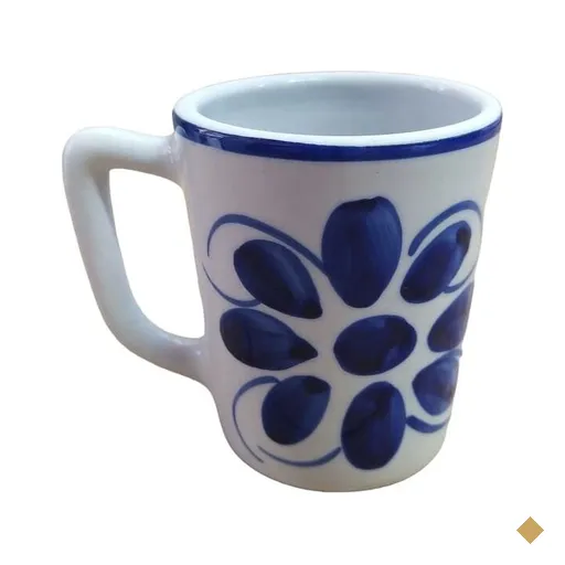 Linda caneca de Porcelana Pintada a mão - Monte Siao - 250 ml