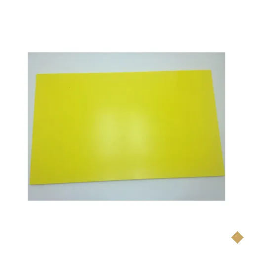 Tabua de Corte Lisa em Polietileno - Amarela - 33 x 25