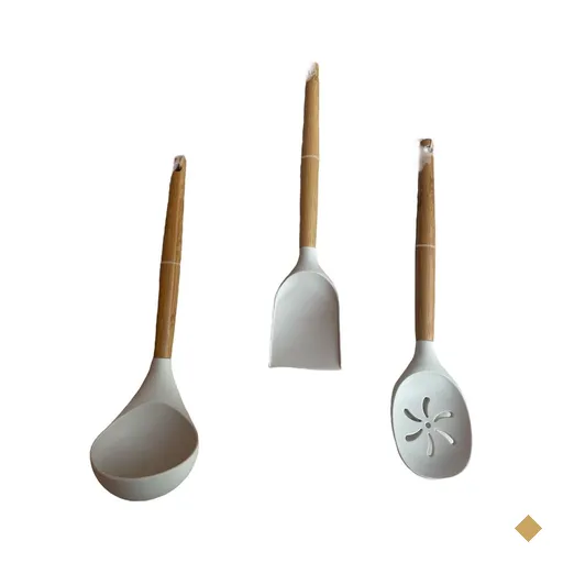 kit concha, colher vazada e espatula reta, bambu e silicone