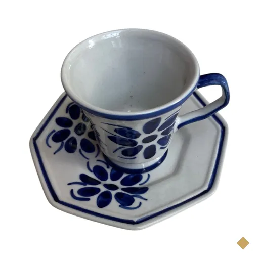 Xicara e Pires modelo prisma 150 ml  Monte Sião de PORCELANA