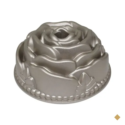 Forma Bolo Especial Flor 24cm com pistola para confeitar