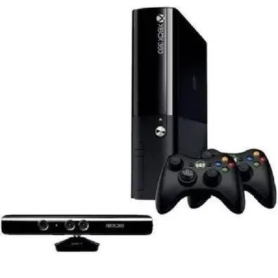 Console XBOX 360 Super Slim 4gb + Kinect + 2 Controles